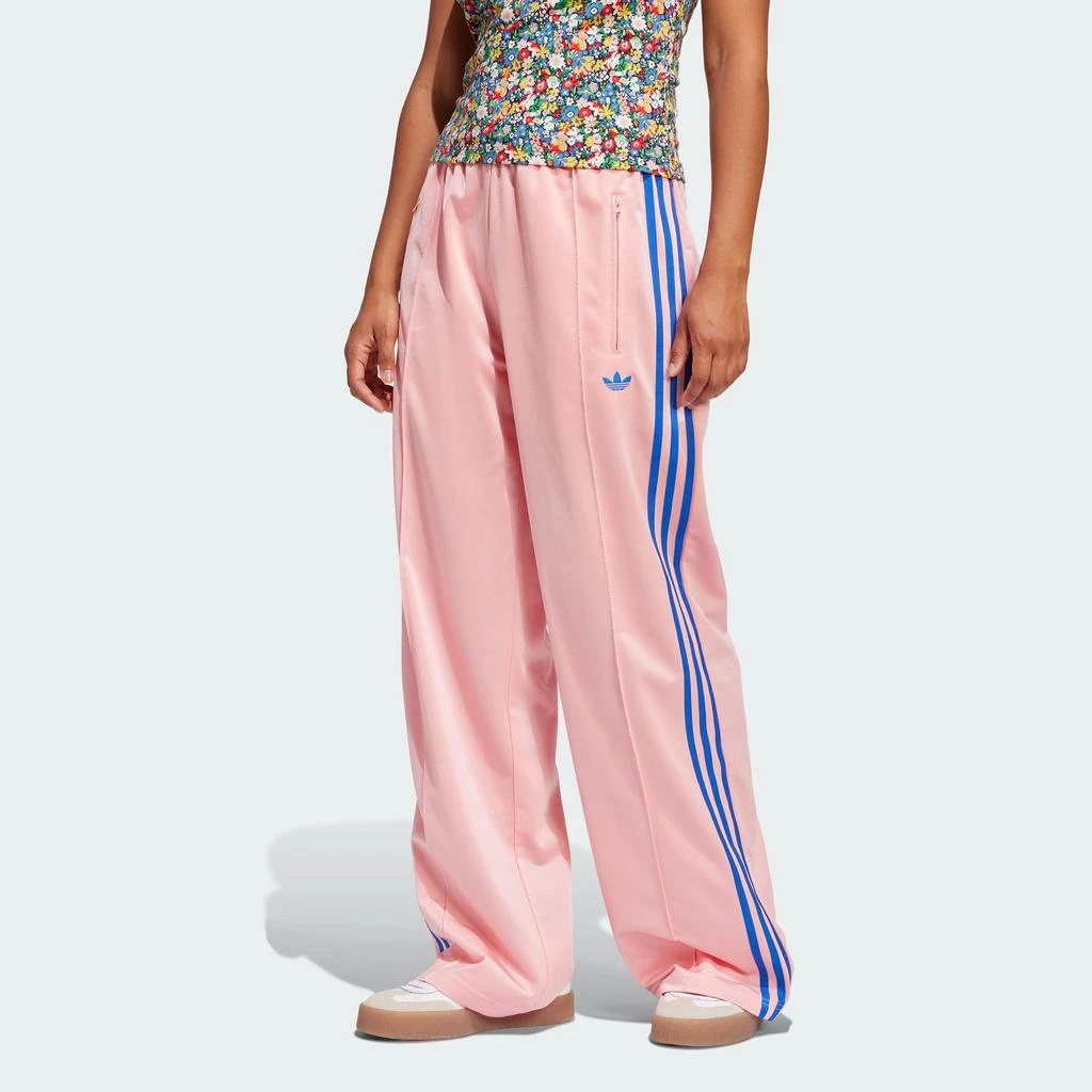 Adidas Women
s  Adicolor Classic Firebird Loose Track Pants 7