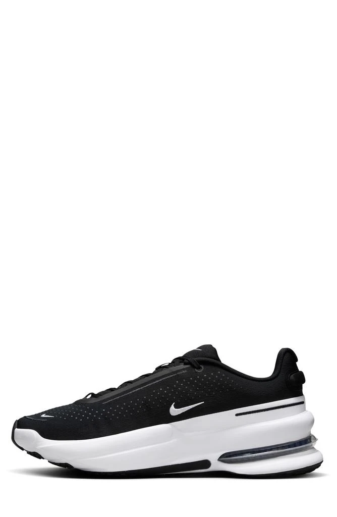NIKE Air Zoom Upturn SC Sneaker 6