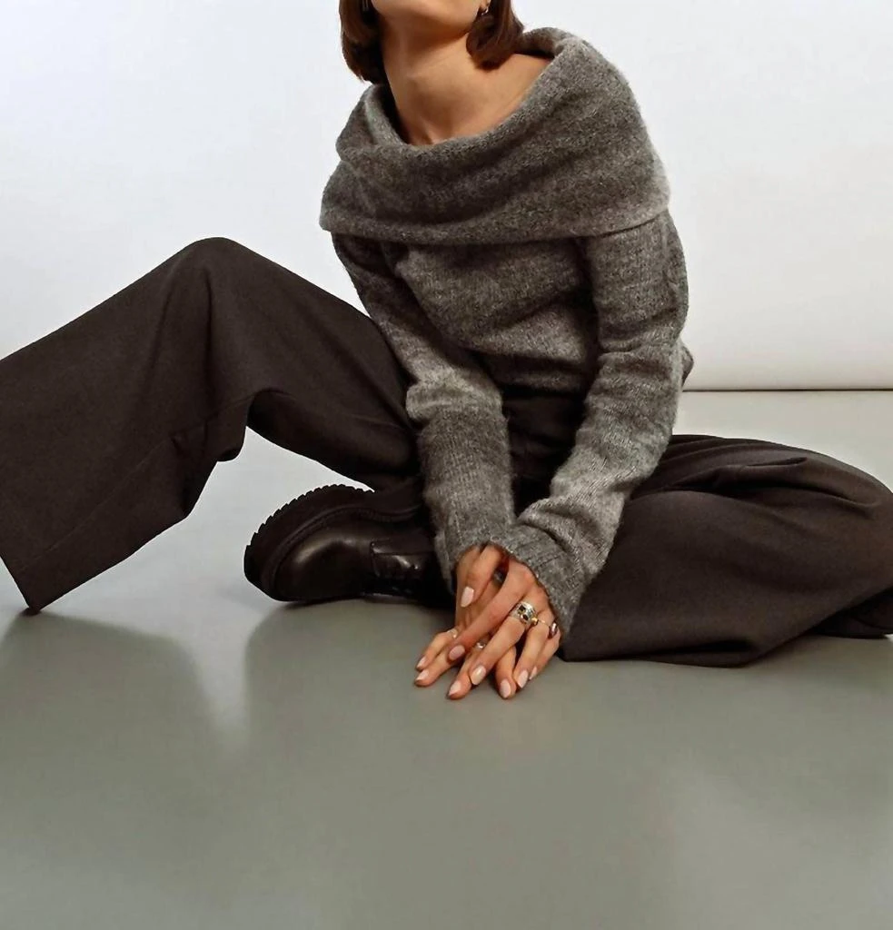 Molly Bracken Molly Bracken - Bare-shoulder Sweater 4