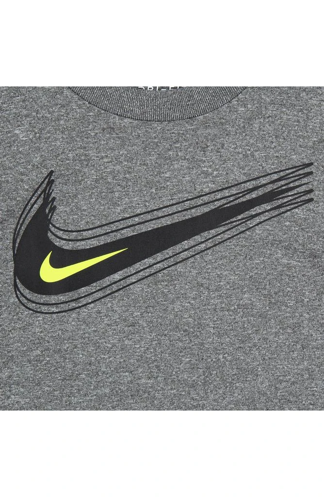 NIKE Short 
Shirt Set 6