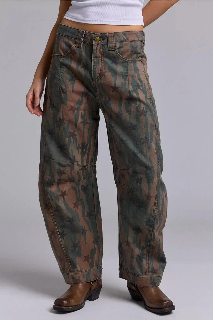 BDG BDG Elise Low-Rise Barrel Leg Pant 2