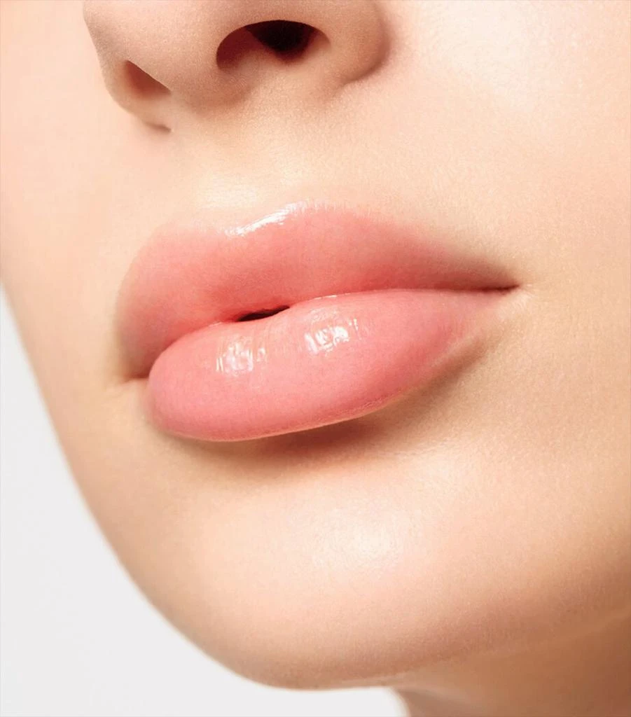 Sensai Total Lip Treatment Stick 5