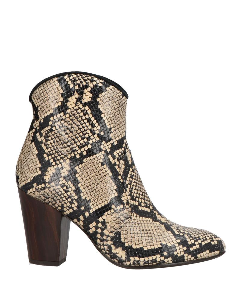 Chie Mihara Ankle boot