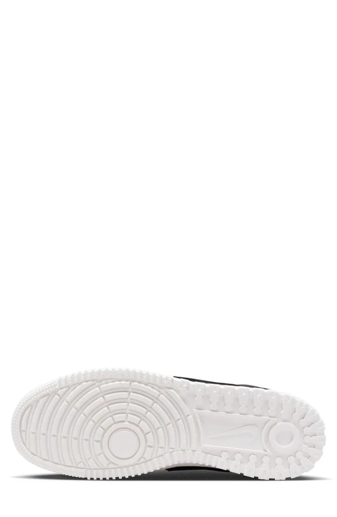 NIKE Court Vision Mid Winter Sneaker 4