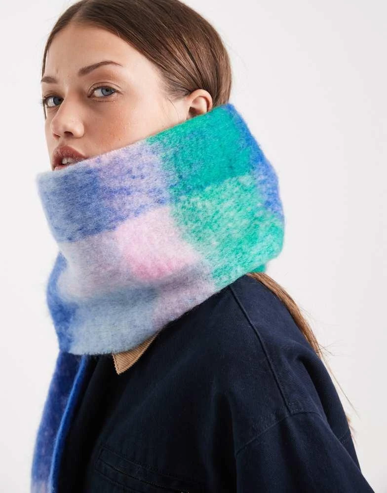 ONLY ONLY soft scarf in blue checks 3