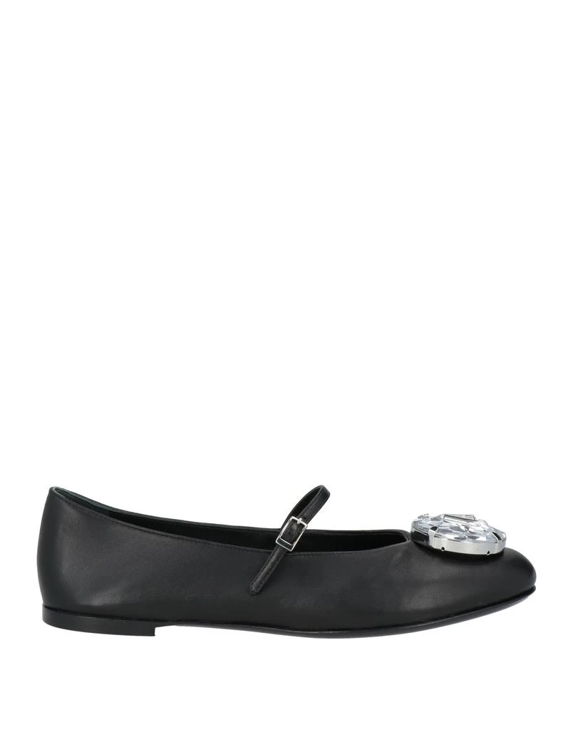 AREA Footwear 1