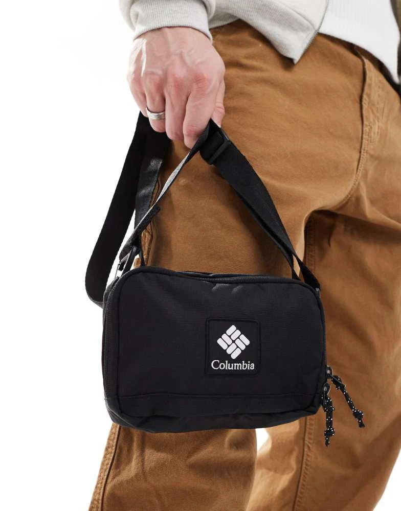 Columbia Columbia Trail Traveler crossbody bag in black 4