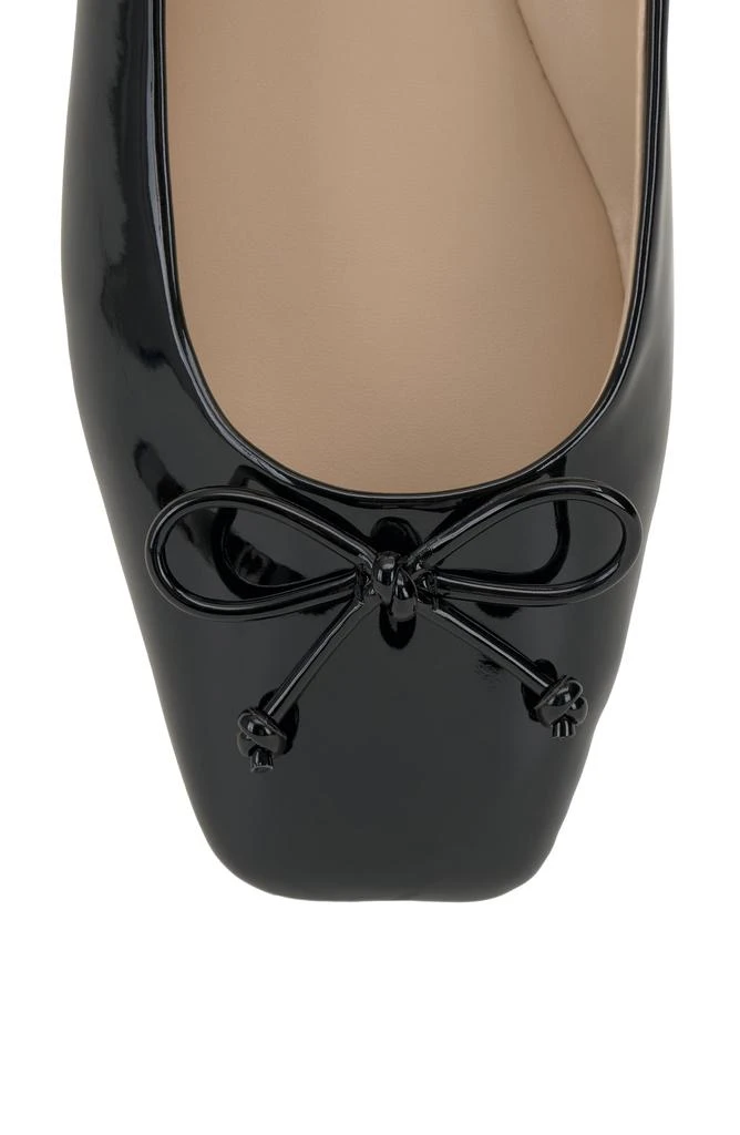 Vince Camuto Velyna Ballet Flat 8