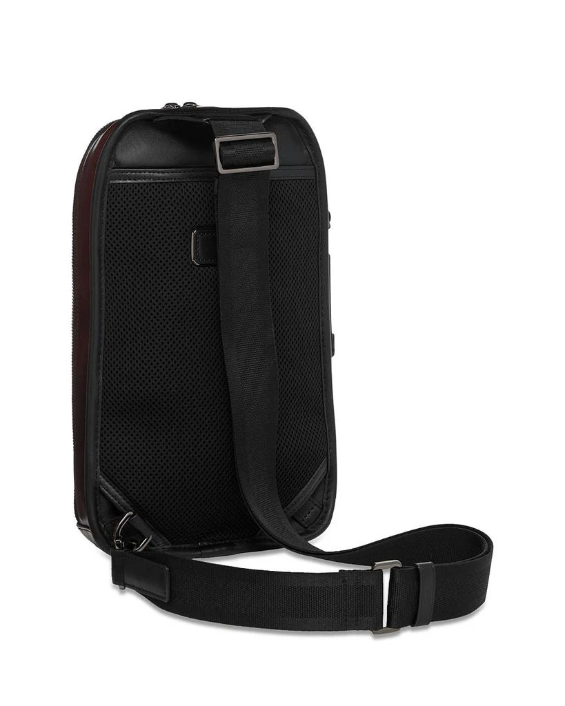 Tumi Gregory Sling 4