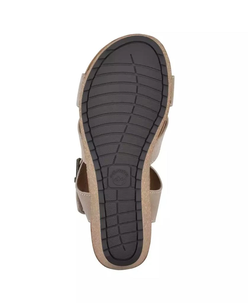 White Mountain Women's Prezo Footbed Wedge Sandals 5