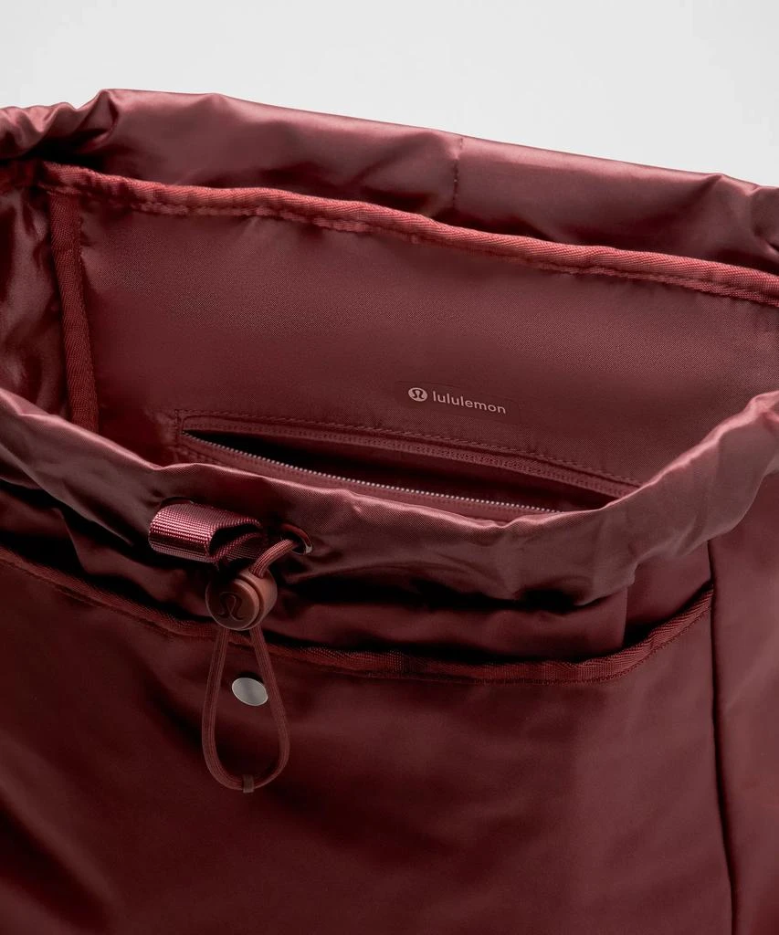 Lululemon Wunderlust Backpack 25L 33