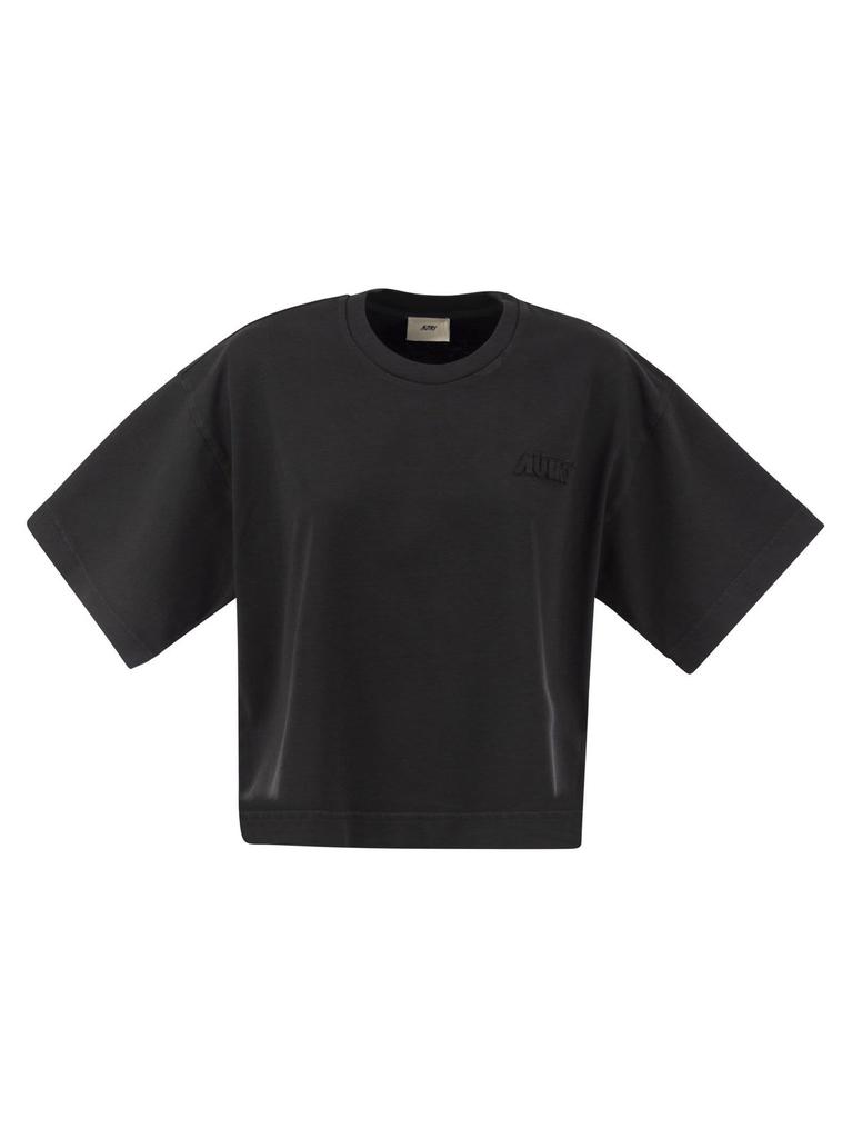 【送料&関税込】Autry Logo Patch Crewneck T-shirt Autry Autry Logo-Patch Crewneck T-Shirt - T-Shirts - BeyondStyle