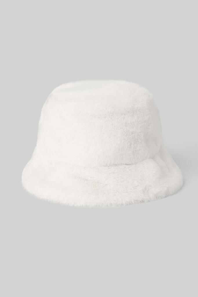 Alo Faux Fur Bucket Hat - Ivory