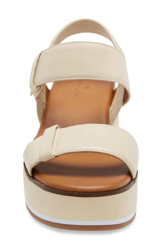 Caslon® Briana Platform Sandal 4