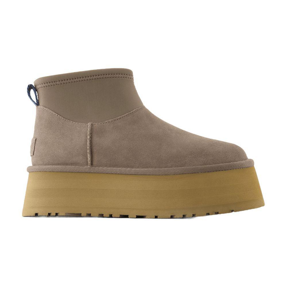 Shop UGG W Classic Mini Dipper Boots on Sale at BeyondStyle