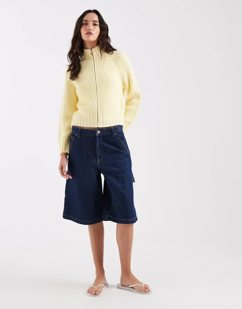 COLLUSION COLLUSION knitted shrunken funnel neck zip through in yellow 2