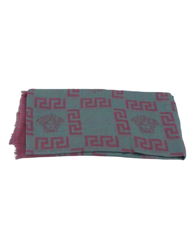 Versace MD and Cashmare Medusa Women
s Scarf (Pre-Owned) 2