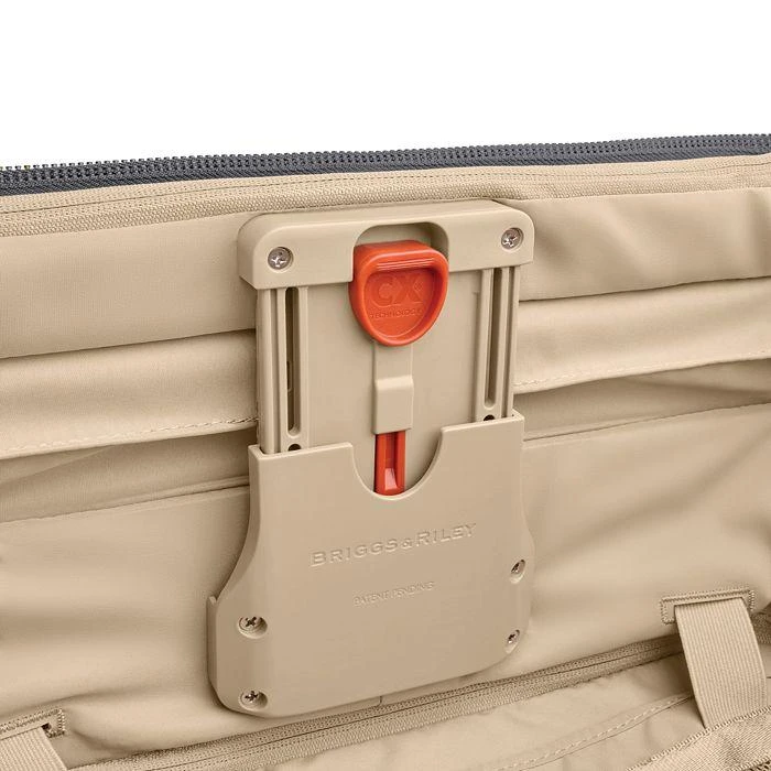 Briggs & Riley Baseline Large Expandable Spinner Suitcase 10