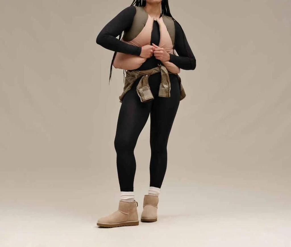 UGG Ugg - Unisex Classic Mini II Boots 6