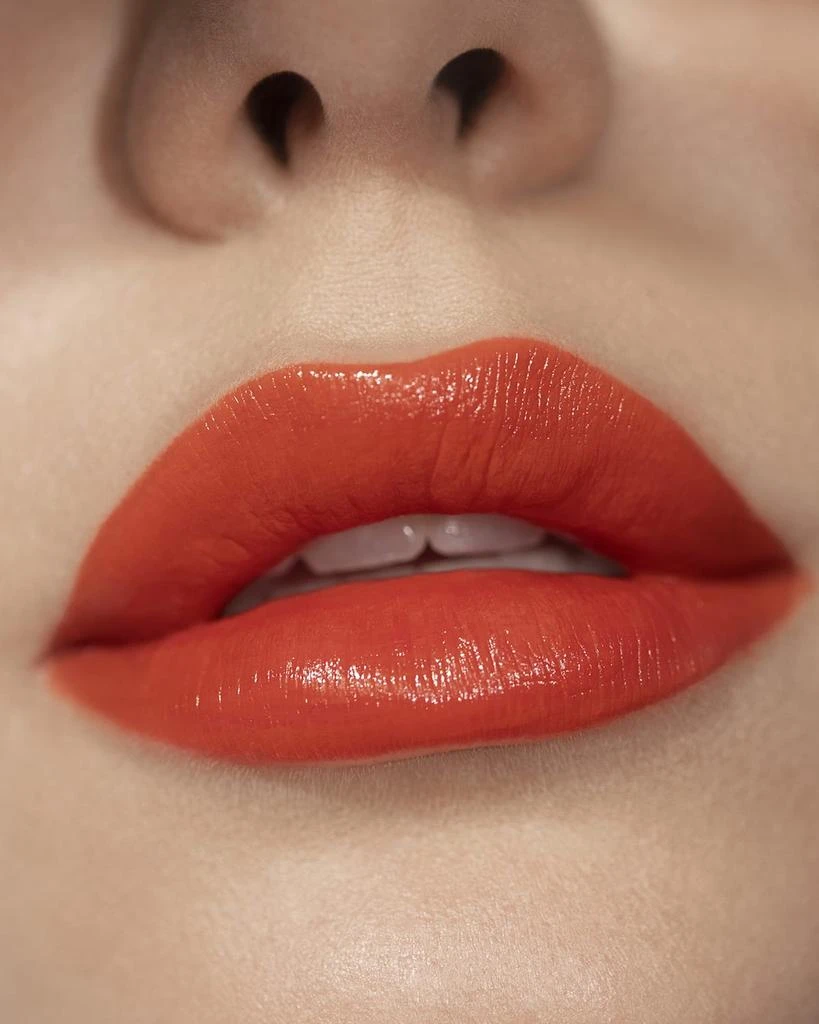 Victoria Beckham Posh Lipstick 3