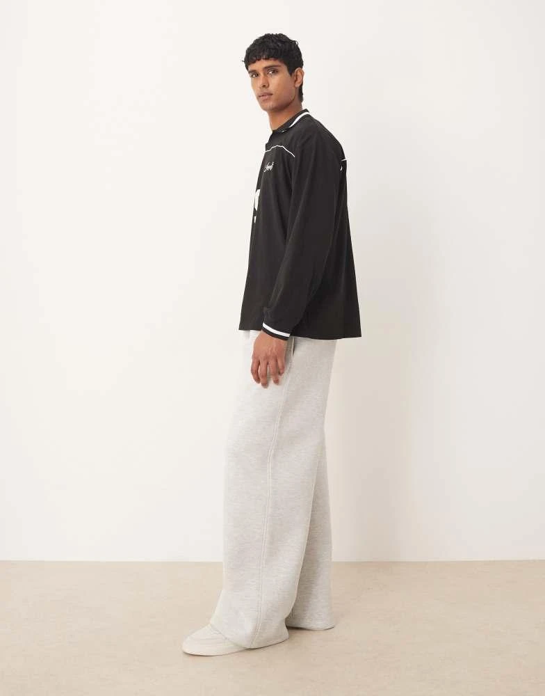 ASOS ASOS DESIGN oversized scuba-style fabric jogger in light grey 3