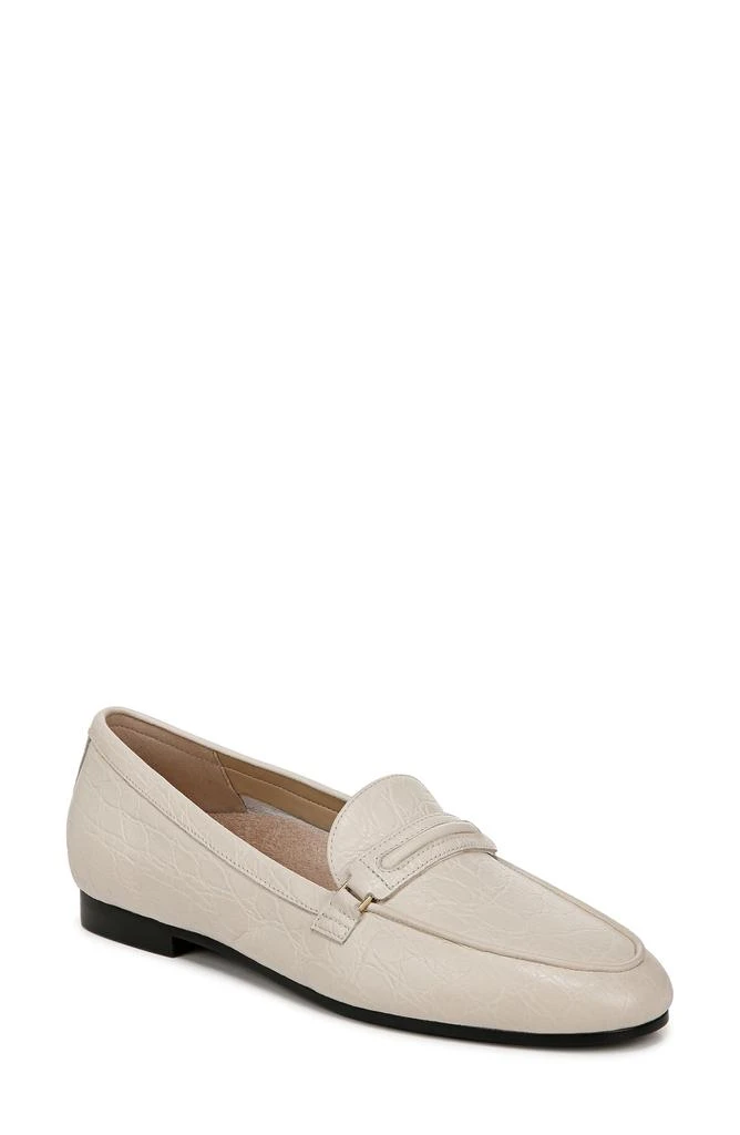 VIONIC Newport Loafer 1