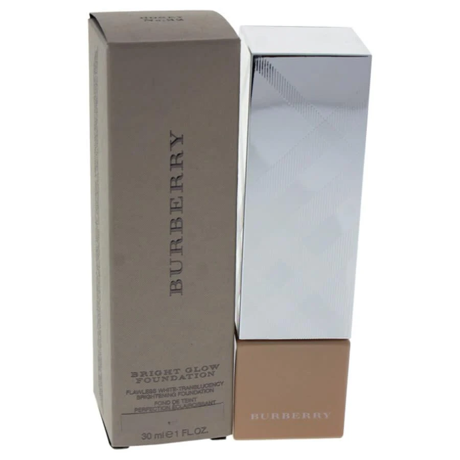 Burberry / Bright Glow Luminous Fluid Foundation No.32 Honey 1.0 oz (30 ml)