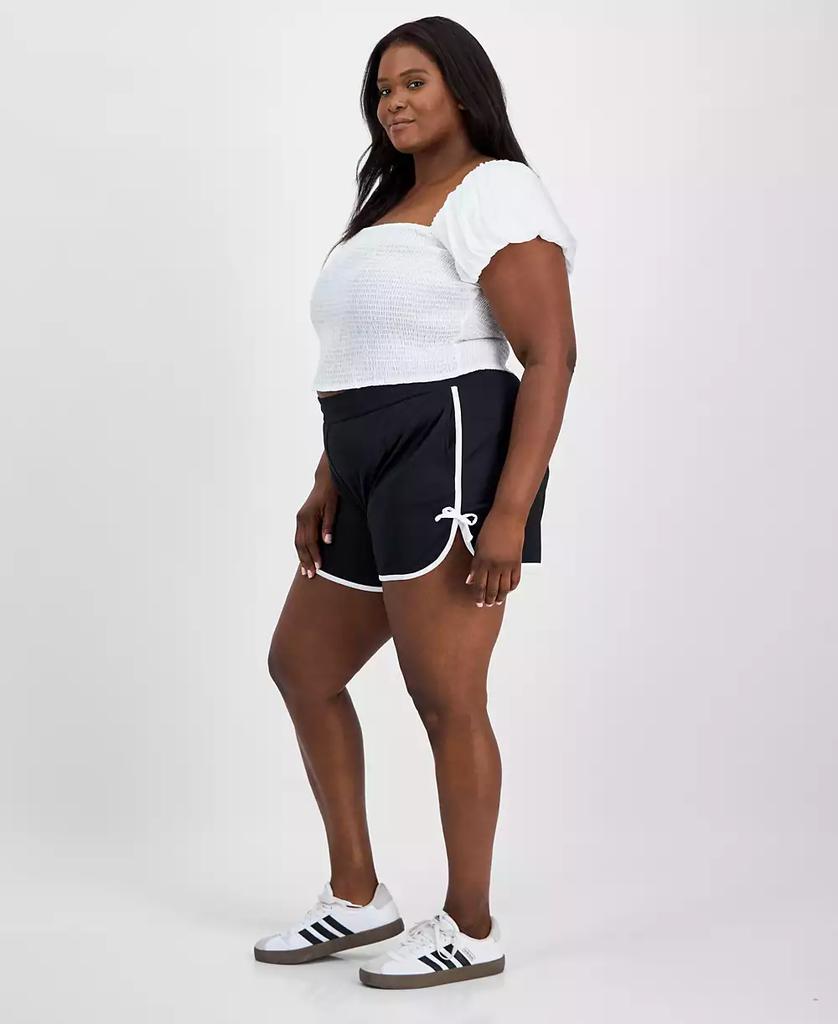 Derek Heart Trendy Plus Size Mid-Rise Dolphin Bow Shorts