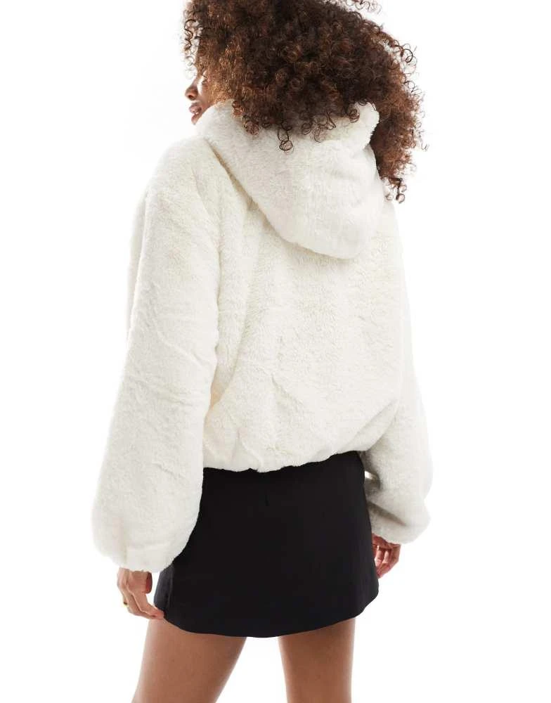 Bershka Bershka faux fur hooded jacket in ecru 4