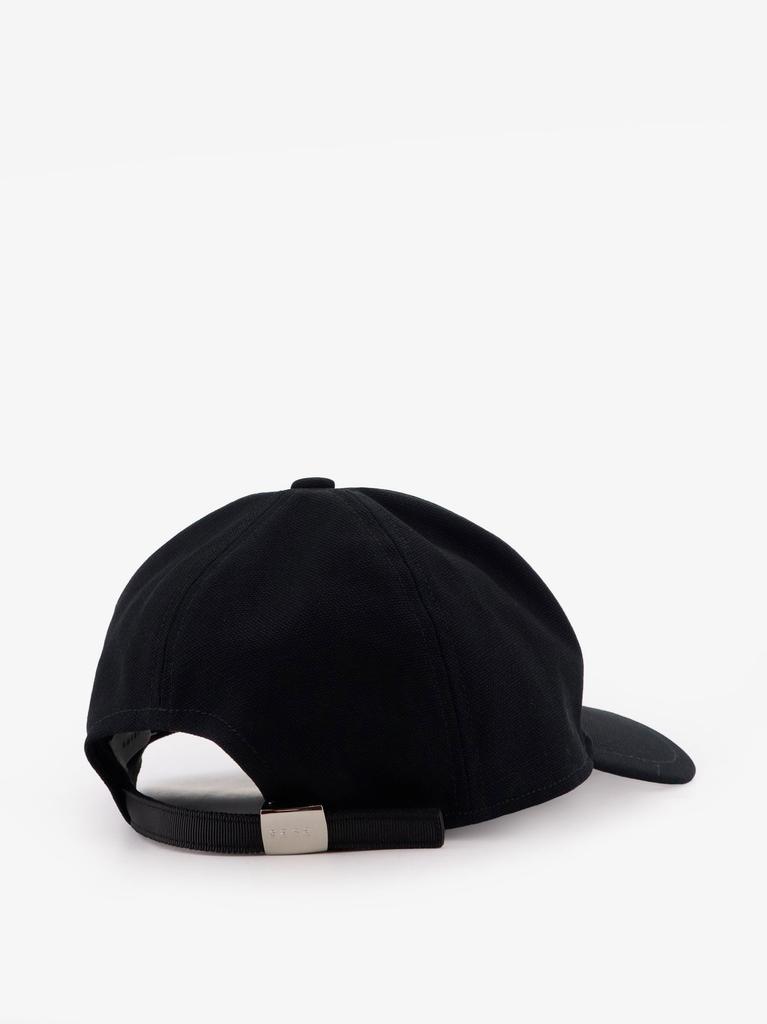 Shop Carhartt WIP Duck baseball hat on Sale at BeyondStyle – Get