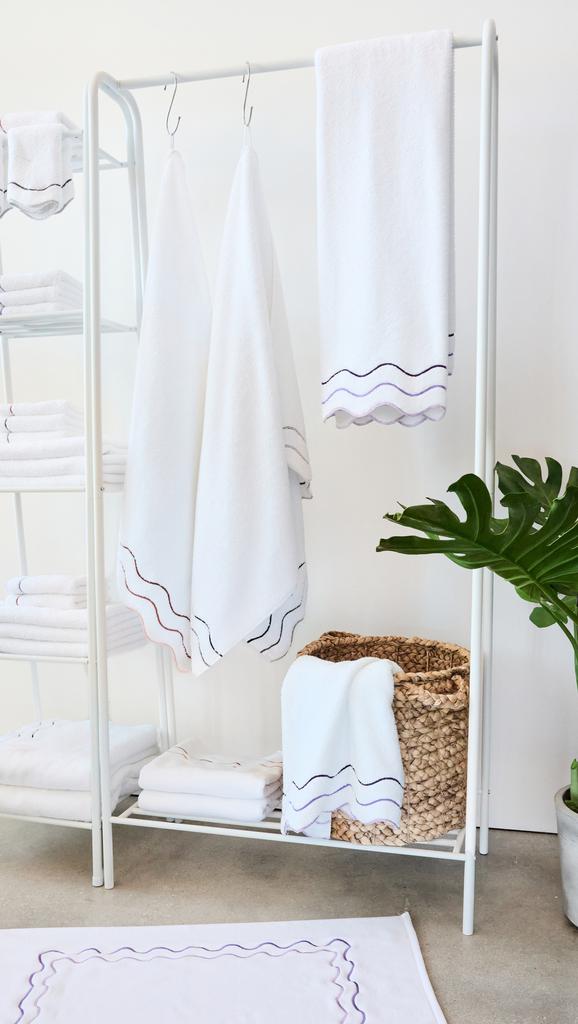 Kassatex Shopbop x Scalloped Bath Towel Set of 2