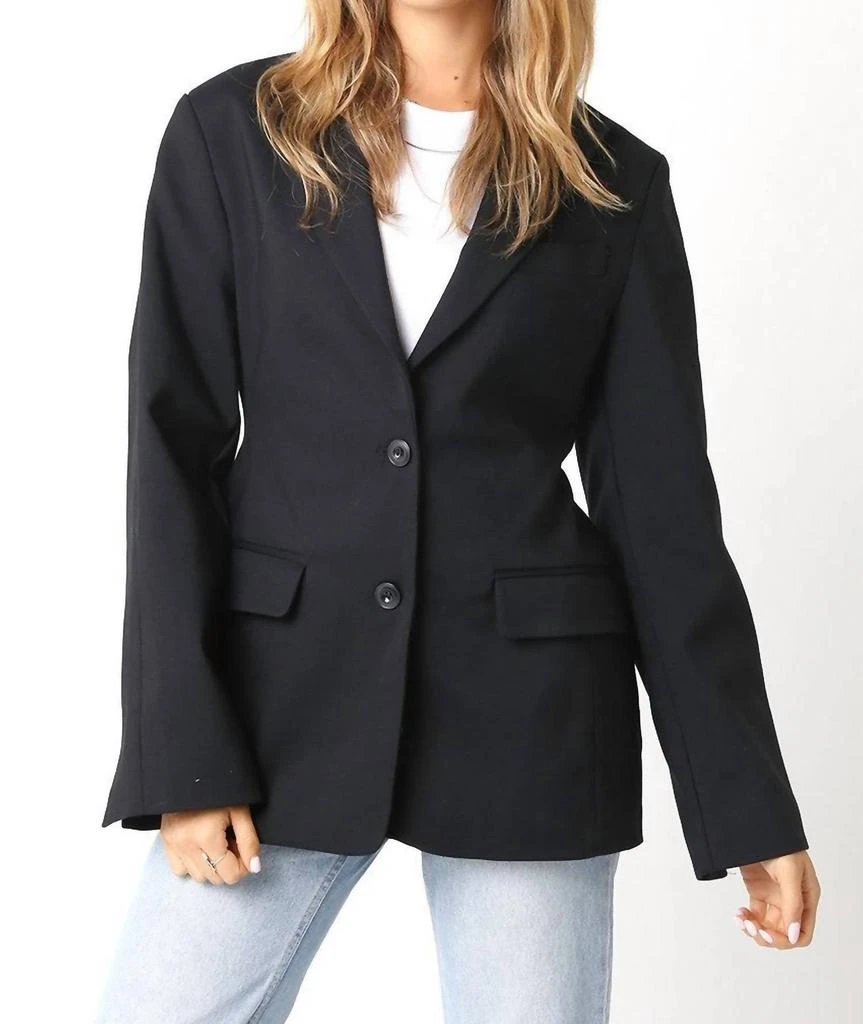 OLIVACEOUS Olivaceous - Classic Button Blazer