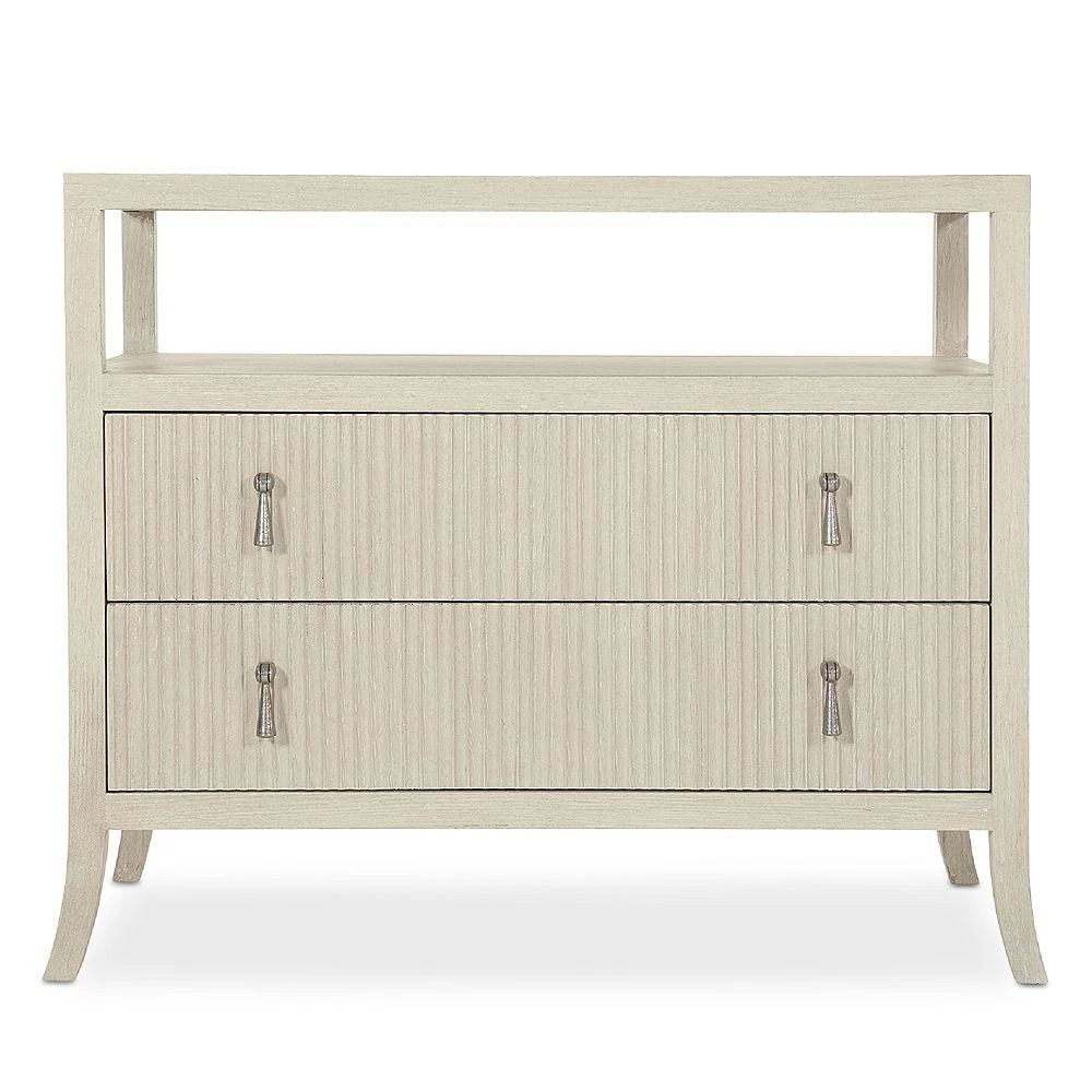 Bernhardt East Hampton Bachelors Chest 1
