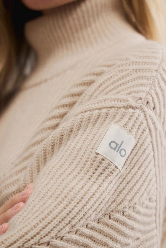 Alo Winter Magic Cashmere Turtleneck - Birch Heather 5
