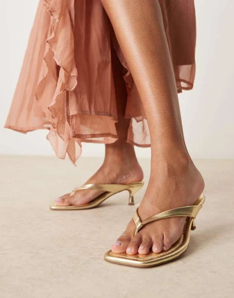 ASOS ASOS DESIGN Hawaii toe thong kitten heeled sandals in gold 1