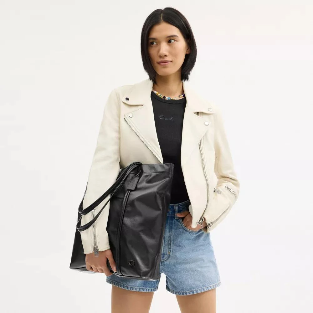Coach Hall Tote Bag 7