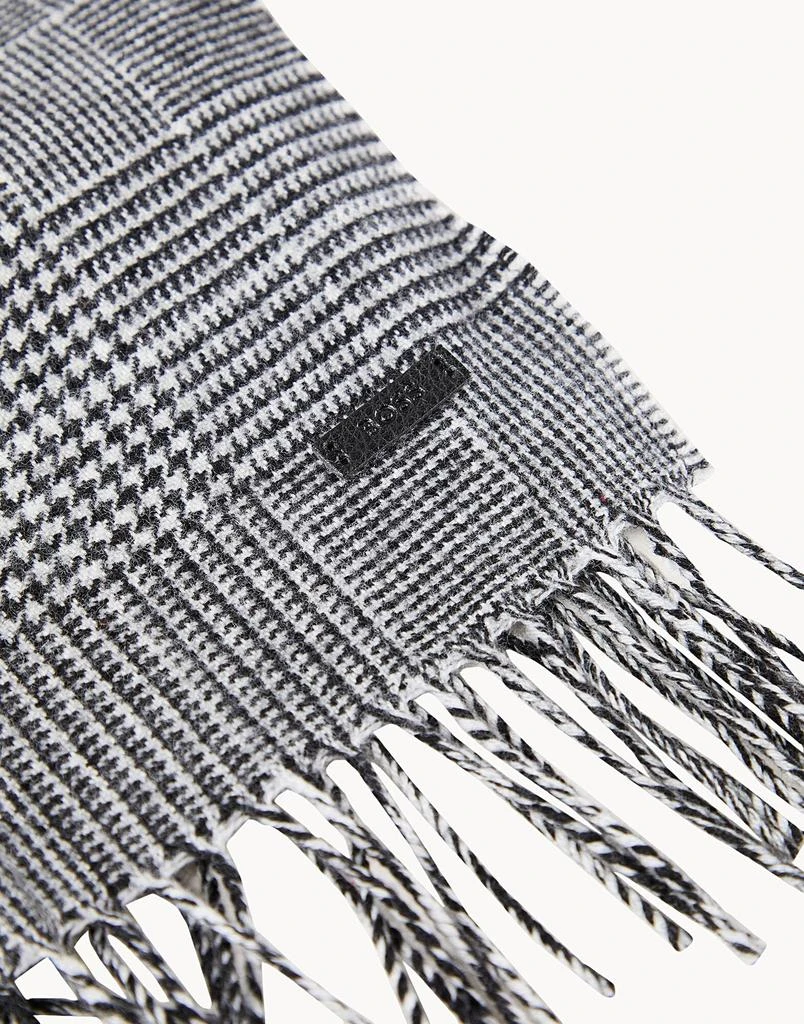 Hugo Boss Scarves and foulards 2