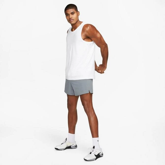 NIKE Men's Nike Dri-FIT Primary Versatile Tank 3