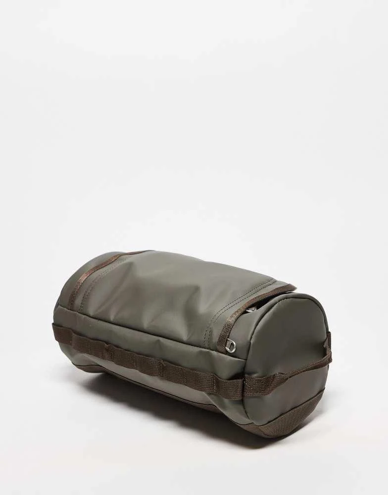 The North Face The North Face Base camp travel washbag in new taupe green-smokey 2