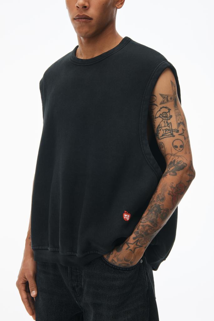 26日終了【ルーアンドレア】 FAKEMINK VEST Adidas is celebrating Chinese New Year with its latest