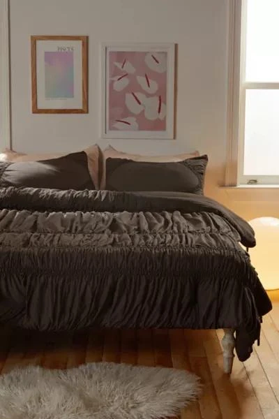 Urban Outfitters Rita Ruffle Comforter 1