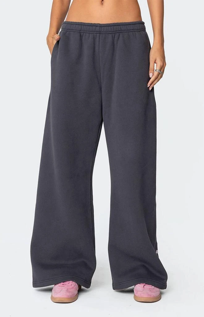 Edikted Bonney Bow Detail Sweatpants 3