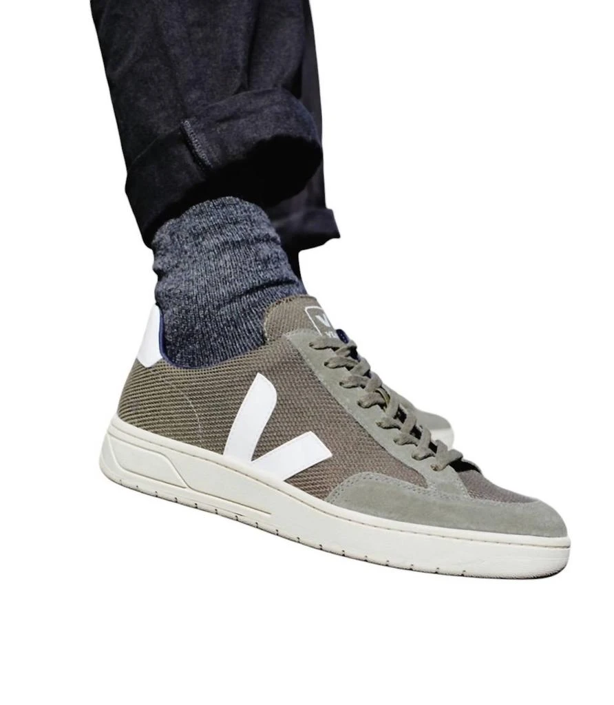 Veja Veja - Men's V-12 B Mesh Sneakers 3