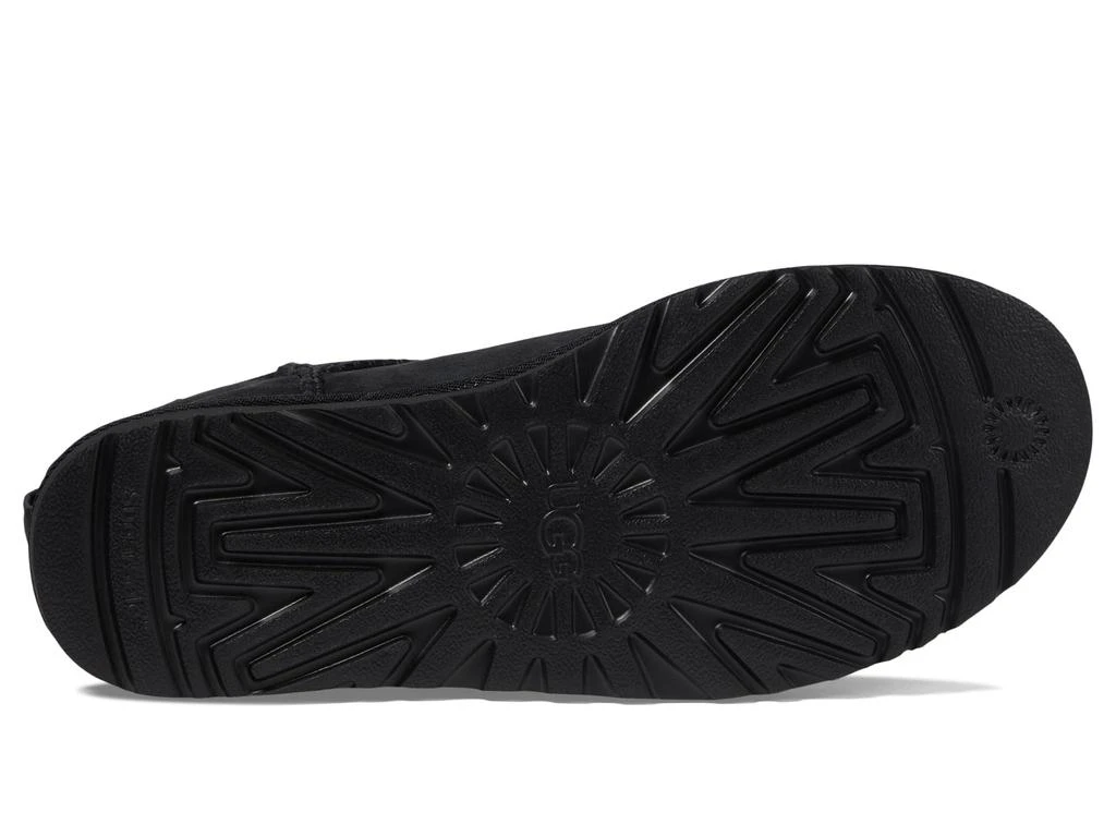 UGG Classic Mini 3