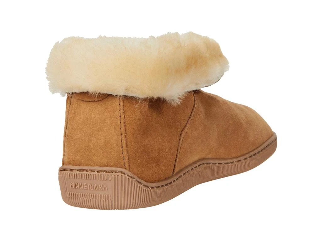 Minnetonka Sheepskin Ankle Boot 5
