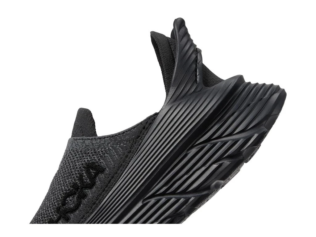 Hoka One One Restore TC 5