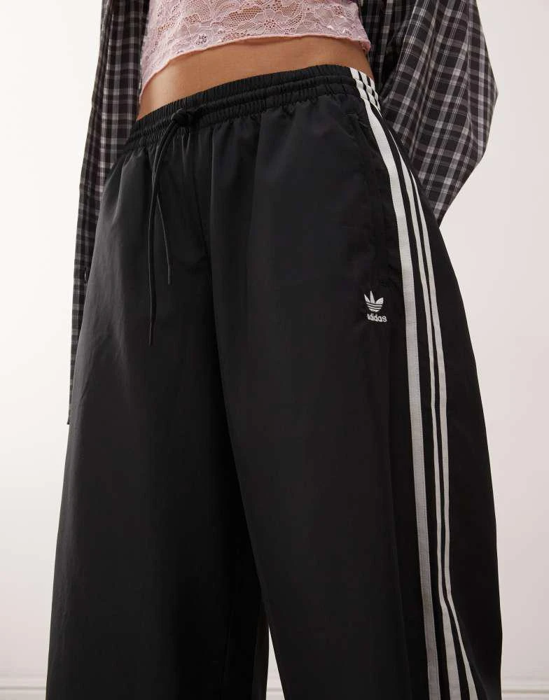 Adidas adidas Originals Adicolor wide leg track pants in black 3
