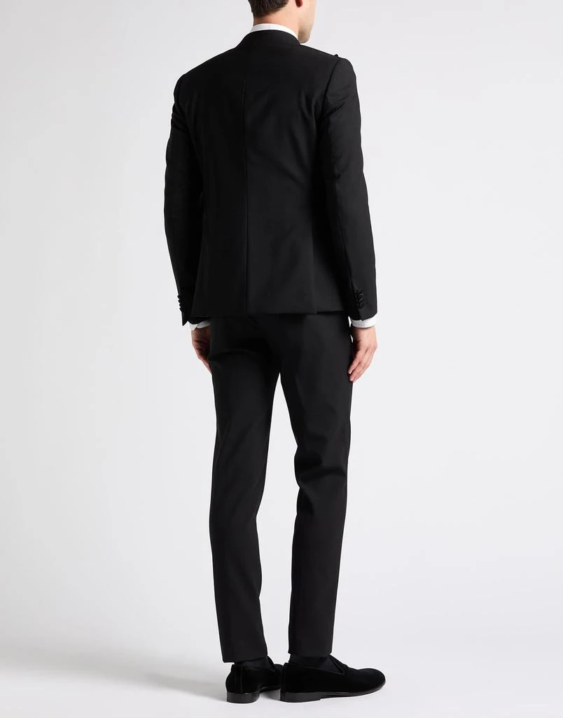 BRIAN DALES Suits 3