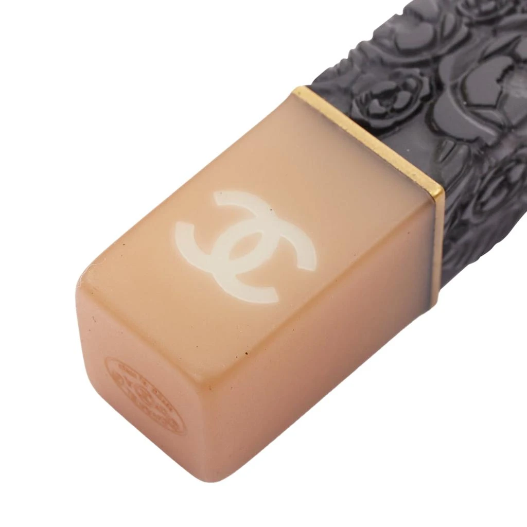 Chanel 07A Camellia Lipstick CC logo nude black g resin purse hook 4