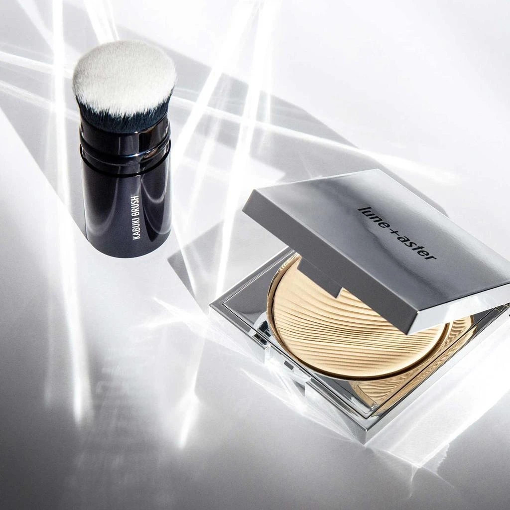 Lune+Aster SuperStar Translucent Pressed Powder 4